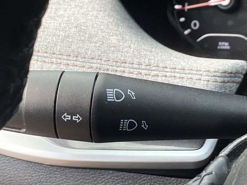 Used 2022 Jeep Compass Latitude image 16