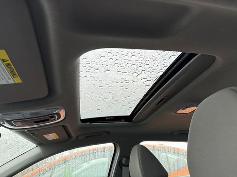 Used 2024 Hyundai Elantra SEL w/ Convenience Package image 22