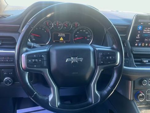 Used 2021 Chevrolet Suburban Z71 image 33
