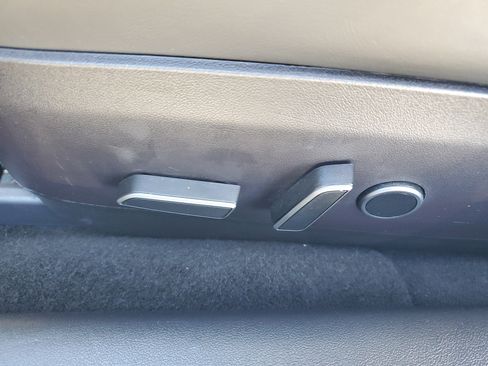 Used 2022 Tesla Model 3 Performance image 16