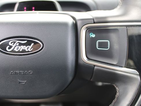 Used 2025 Ford Expedition Tremor AWD/4WD image 12