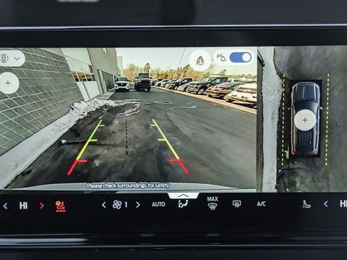 Used 2025 Ford Expedition Active image 60