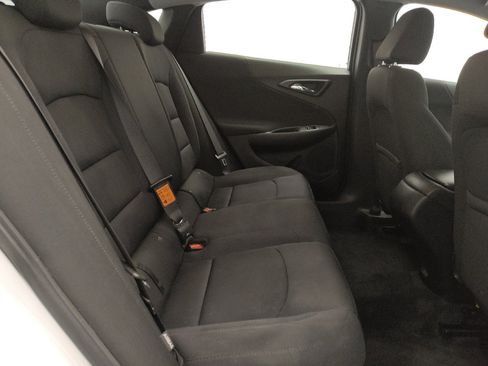 Used 2022 Chevrolet Malibu LS w/ Driver Confidence Package II FWD image 19