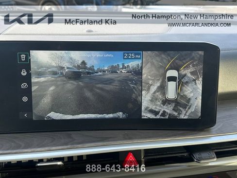 Used 2025 Kia Sorento SX image 24