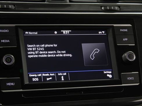 Certified 2022 Volkswagen Tiguan S image 11