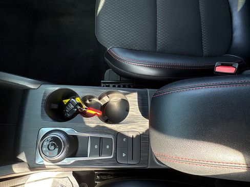 Used 2025 Ford Escape ST-Line Select image 27