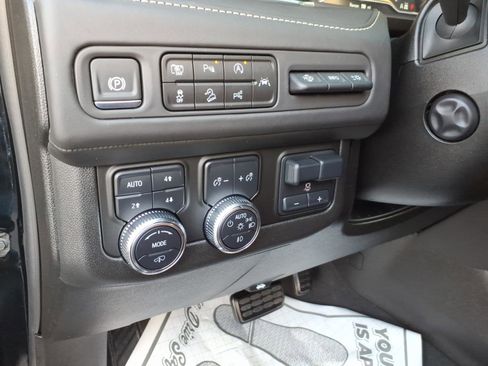 Used 2024 GMC Yukon Denali Ultimate image 14