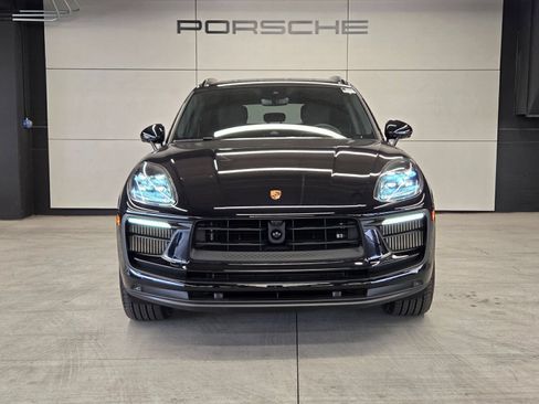 Certified 2026 Porsche Macan S AWD/4WD image 28