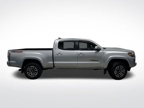 Used 2023 Toyota Tacoma TRD Sport w/ Technology Package image 2