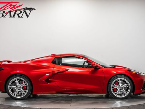 Used 2022 Chevrolet Corvette Stingray w/ Z51 Performance Package image 14