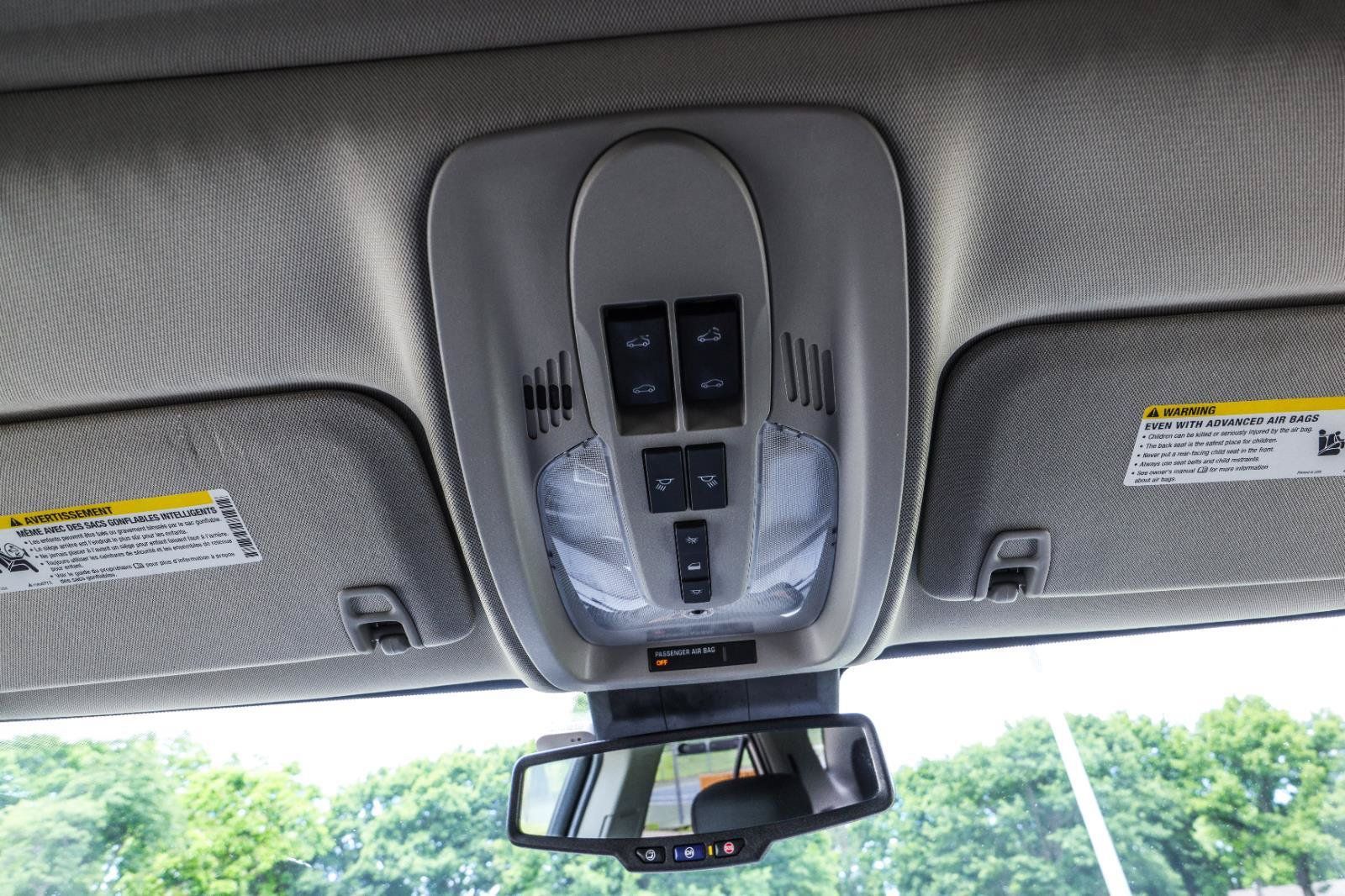 Used 2015 Chevrolet Equinox LT w/ Chrome Appearance Package FWD image 29