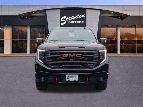 New 2026 GMC Sierra 1500 AT4 w/ AT4 Premium Package image 8