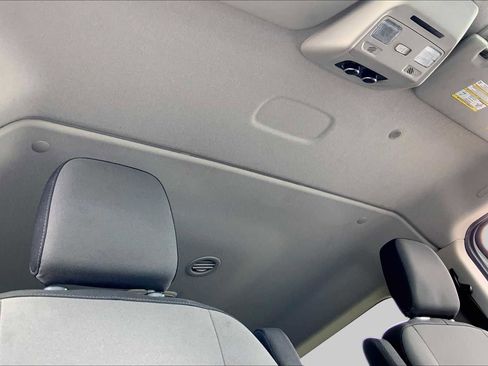 Certified 2025 Ford Transit 350 XLT RWD image 14