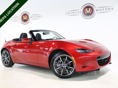 Used 2016 MAZDA MX-5 Miata Grand Touring RWD image 1