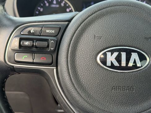 Used 2018 Kia Optima S FWD image 16