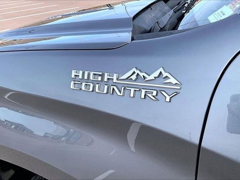 Used 2022 Chevrolet Silverado 1500 High Country image 25