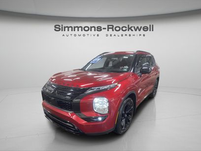Used 2023 Mitsubishi Outlander SE