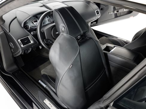 Used 2009 Aston Martin DBS Coupe RWD image 42