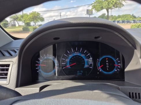 Used 2012 Ford Fusion SE FWD image 25