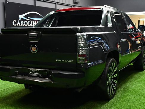 Used 2013 Cadillac Escalade EXT Luxury AWD/4WD image 11
