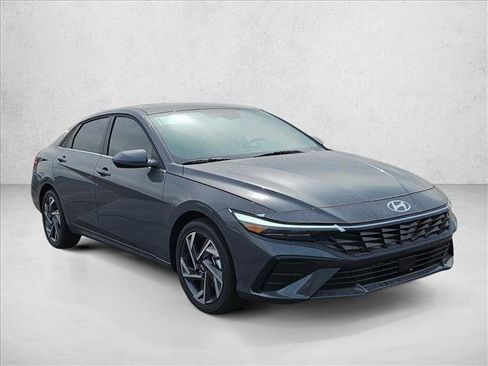 New 2026 Hyundai Elantra Limited FWD image 7