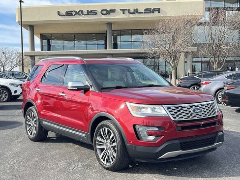 Used 2017 Ford Explorer Platinum image 1