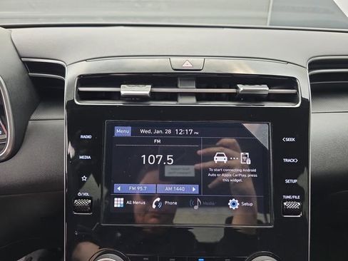 Used 2024 Hyundai Santa Cruz SE image 30