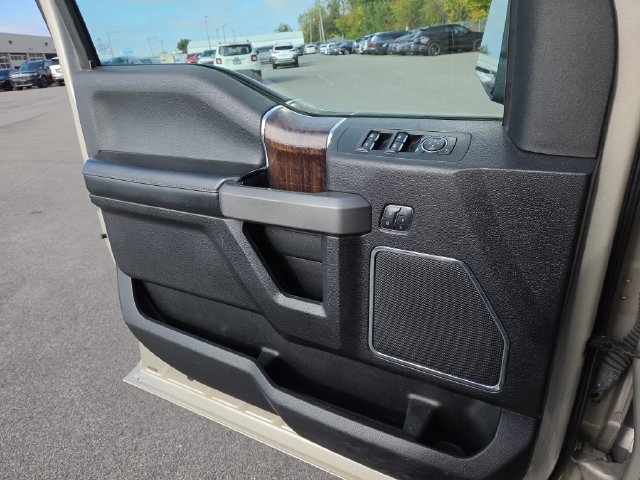 Used 2017 Ford F150 Platinum AWD/4WD image 21