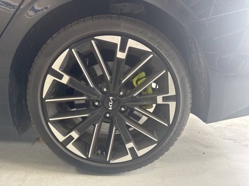 Used 2025 Kia K5 GT image 9