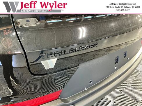 New 2026 Chevrolet TrailBlazer LT w/ Midnight Edition FWD image 14