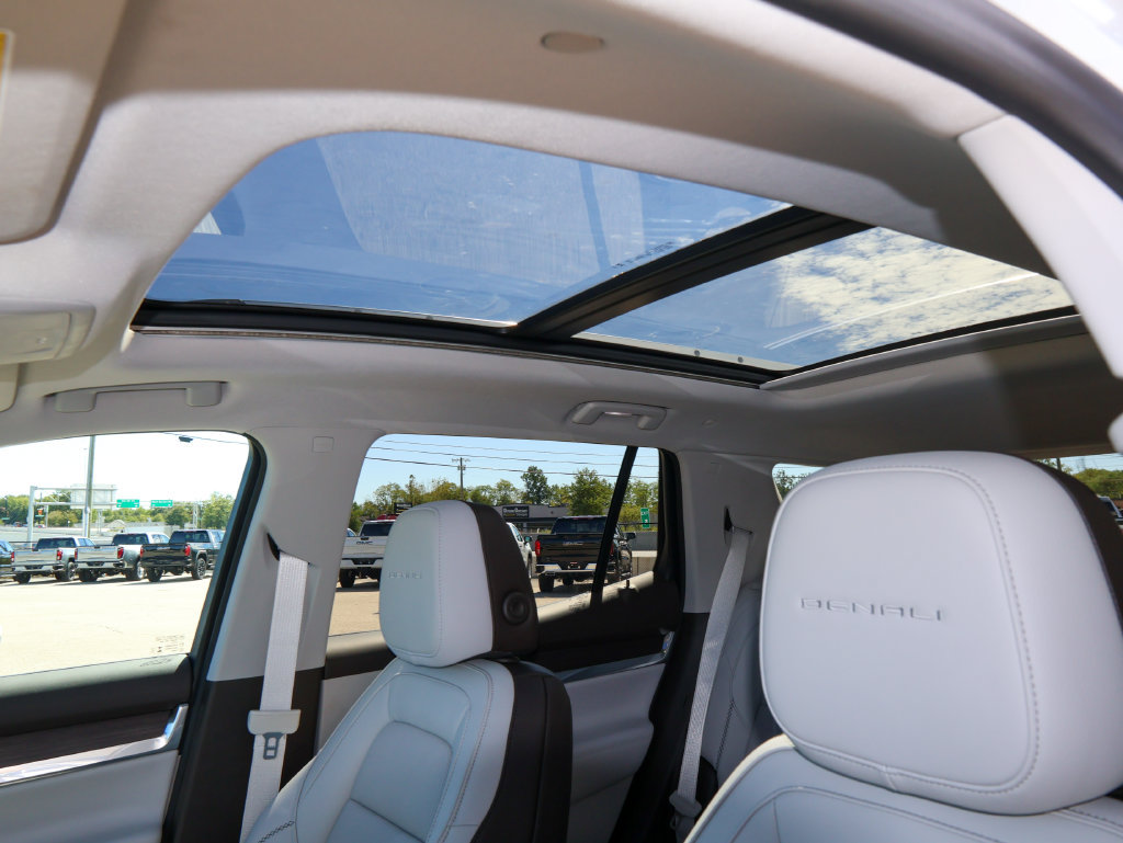 New 2027 GMC Terrain Denali AWD/4WD image 8