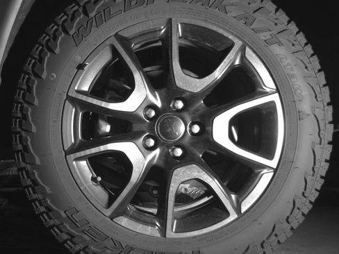 Used 2025 Jeep Compass Trailhawk image 14