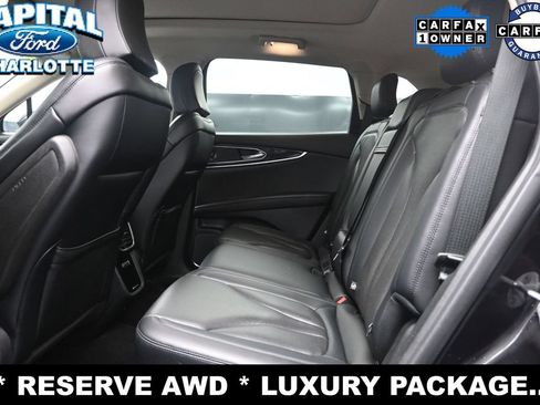 Used 2023 Lincoln Nautilus Reserve w/ Luxury Package AWD/4WD image 10