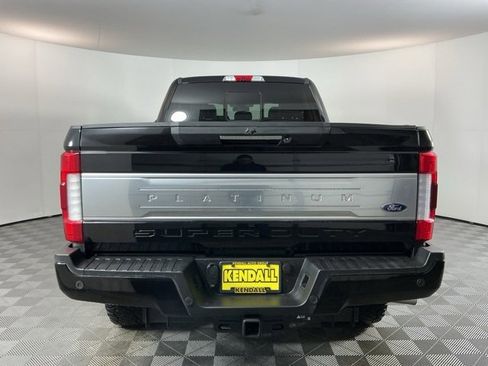 Used 2017 Ford F350 Platinum w/ Platinum Ultimate Package image 5