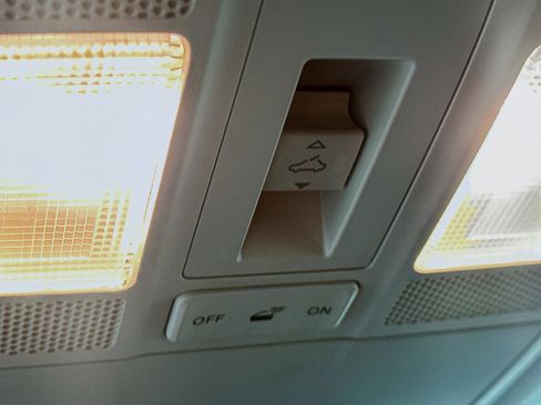 Used 2025 MAZDA CX-5 AWD 2.5 S w/ Preferred Package image 26