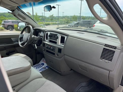 Used 2007 Dodge Ram 1500 Truck SLT RWD image 17