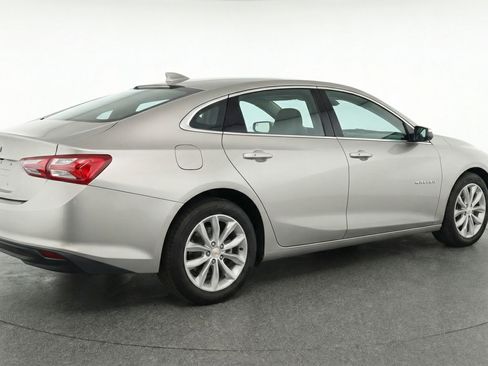 Used 2024 Chevrolet Malibu LT image 9