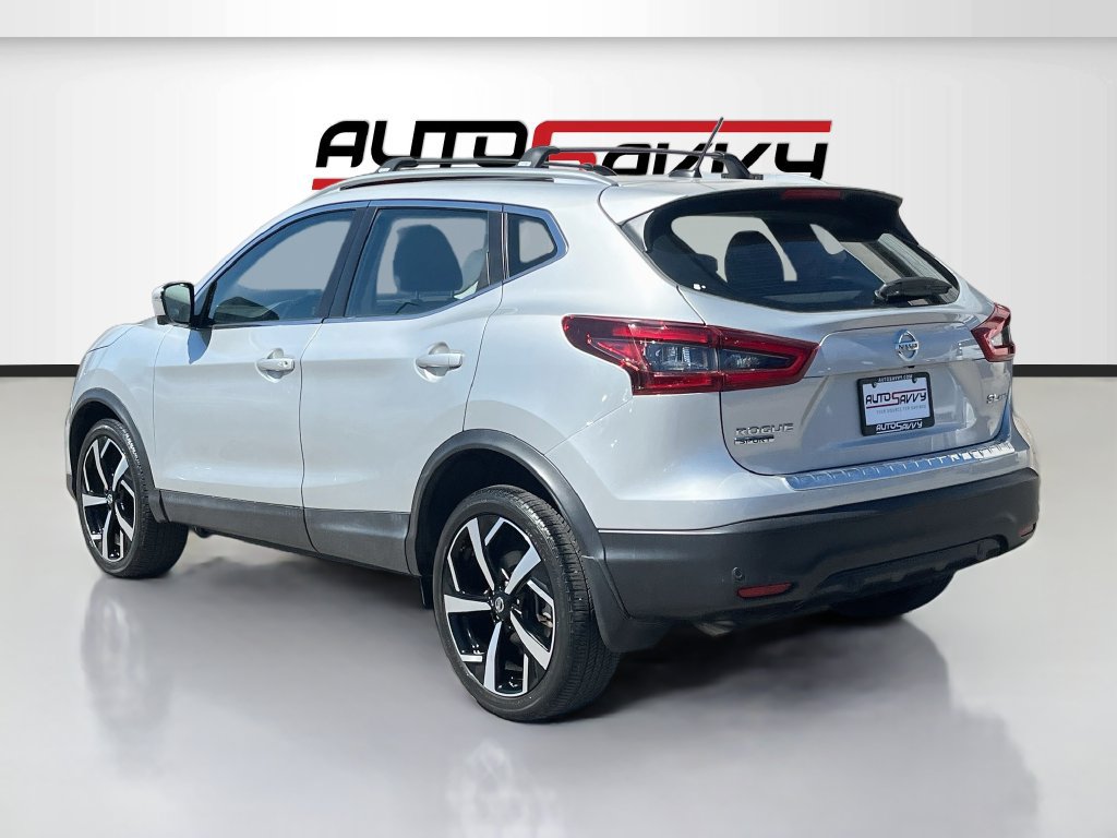 Used 2022 Nissan Rogue Sport SL AWD/4WD image 5