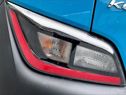 Used 2022 Hyundai Kona SEL image 30