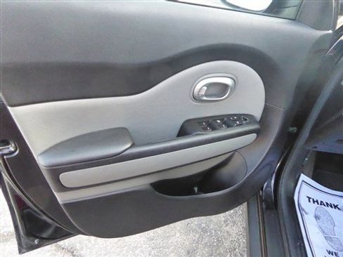 Used 2016 Kia Soul w/ Convenience Package image 9