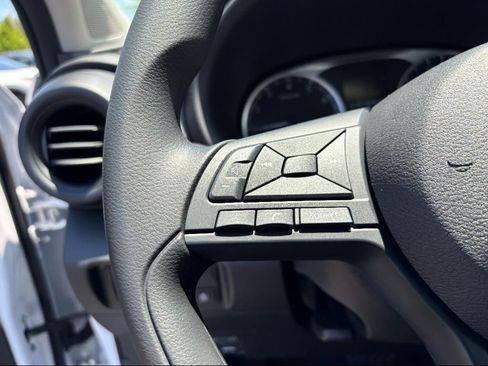 New 2025 Nissan Kicks Play S image 12