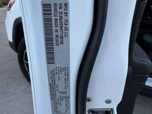 New 2026 Jeep Compass Trailhawk image 30