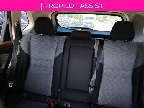 Certified 2023 Nissan Rogue SV image 18