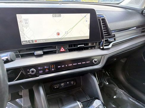 Used 2023 Kia Sportage SX image 21