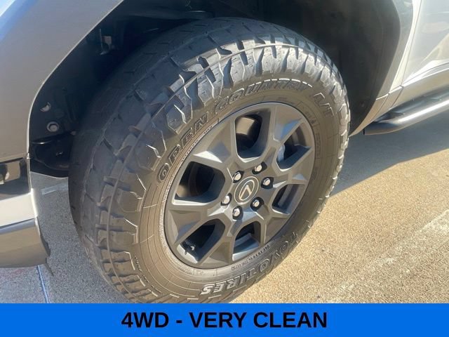 Used 2024 Lexus GX 550 AWD/4WD image 4