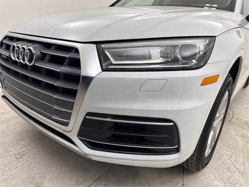 Used 2019 Audi Q5 2.0T Premium w/ Convenience Package image 12