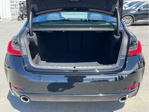 Used 2026 BMW 330i Sedan RWD image 5