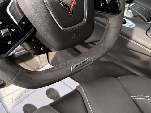 Used 2024 Chevrolet Corvette Z06 RWD image 26