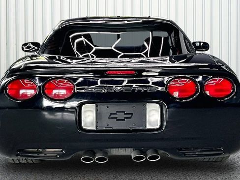 Used 1999 Chevrolet Corvette Coupe RWD image 5
