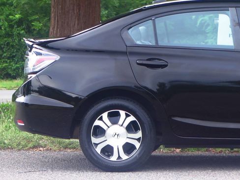 Used 2013 Honda Civic Hybrid Sedan image 40